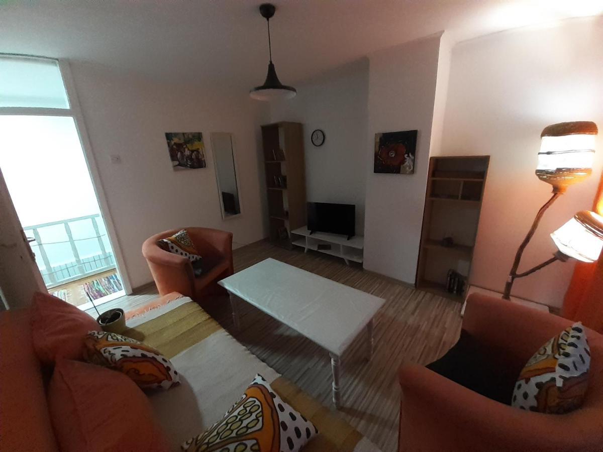 Rooms & Apartment Gh Pasha Tuzla Exterior foto